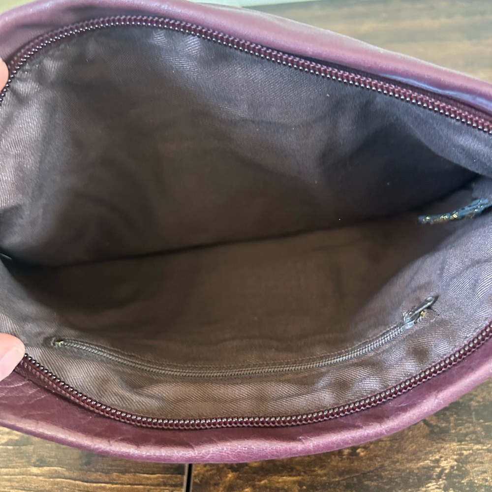 Vintage Leather Contessa Clutch Purse. Evening Bag. Zipper. Genuine Leather - Picture 3 of 4